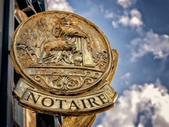 notaire
